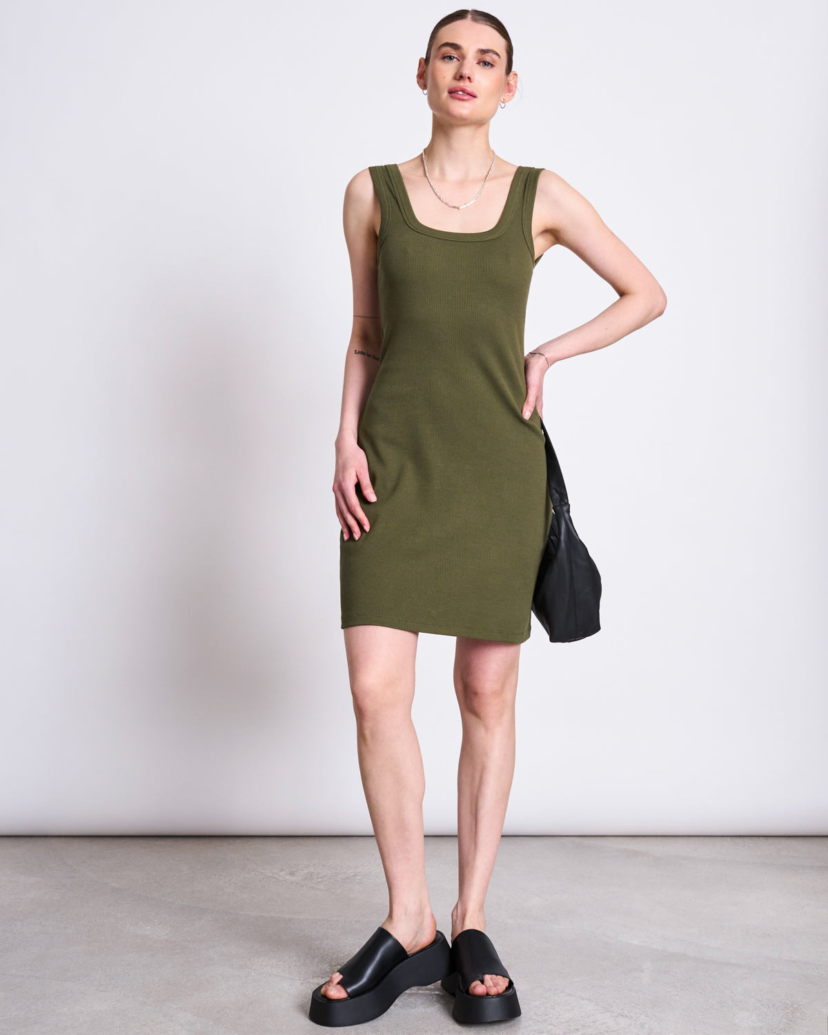 MINI DRESS TALMINE DARK OLIVE GOTS – JAN 'N JUNE