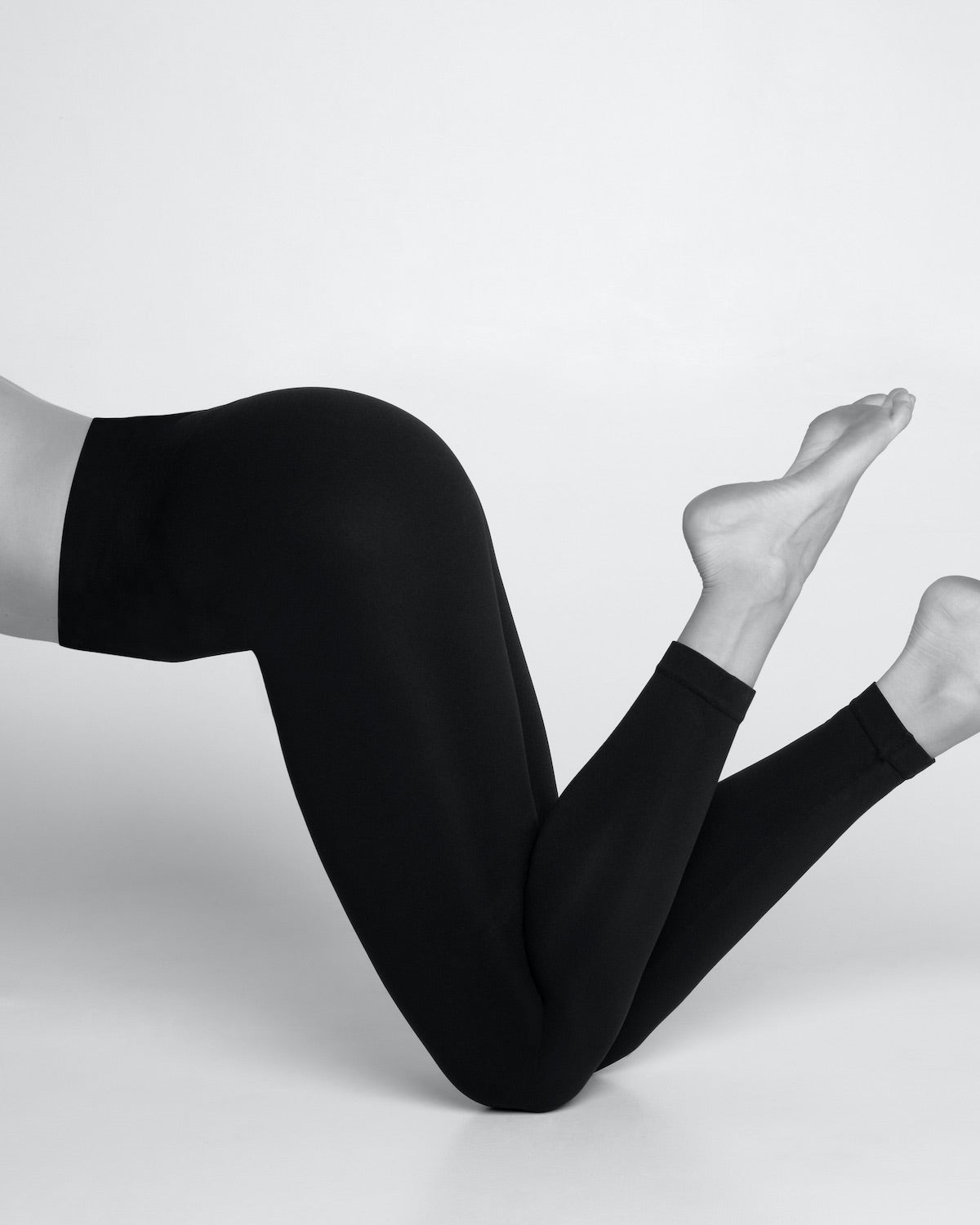 SWEDISH STOCKINGS GERDA LEGGINGS BLACK