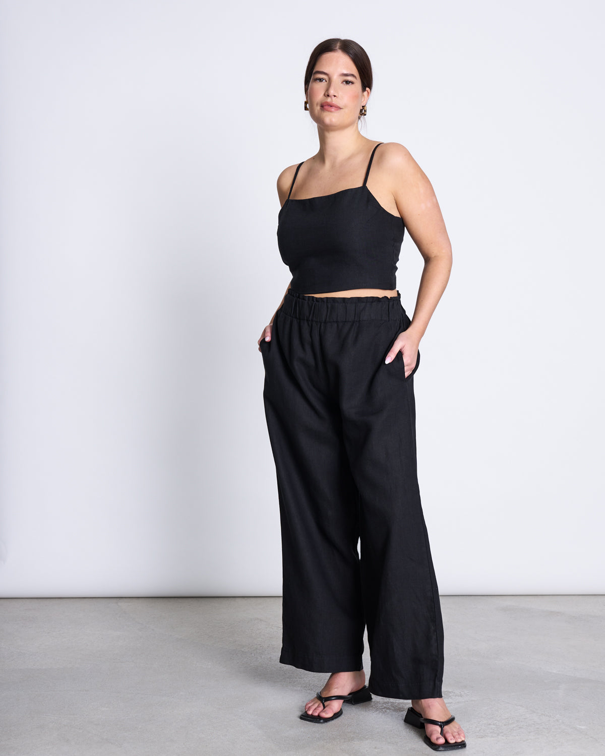 LINEN PANTS BEVEREN BLACK Ankle length Pants jan-n-june 10