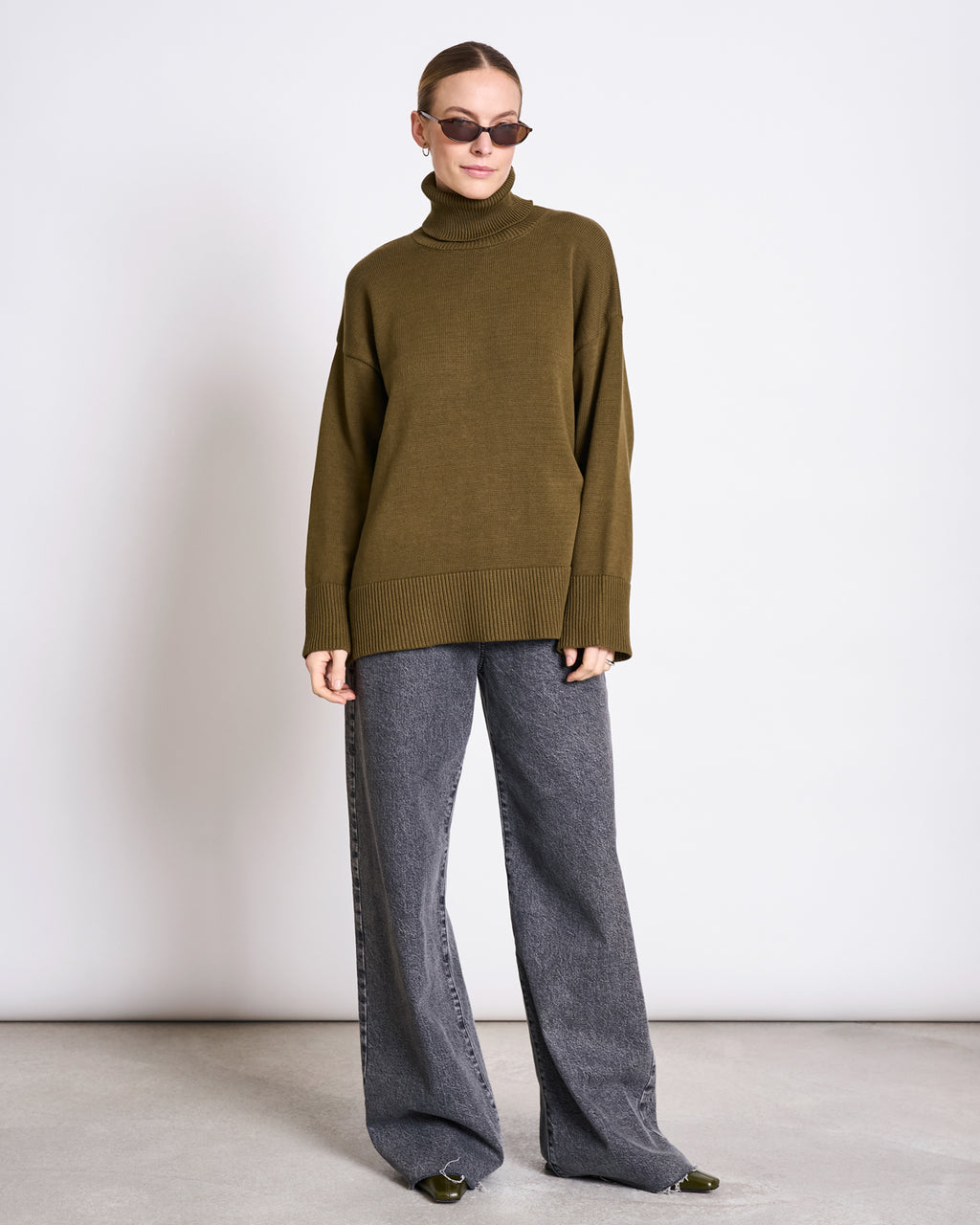 TURTLENECK MUA WOODY OLIVE GOTS