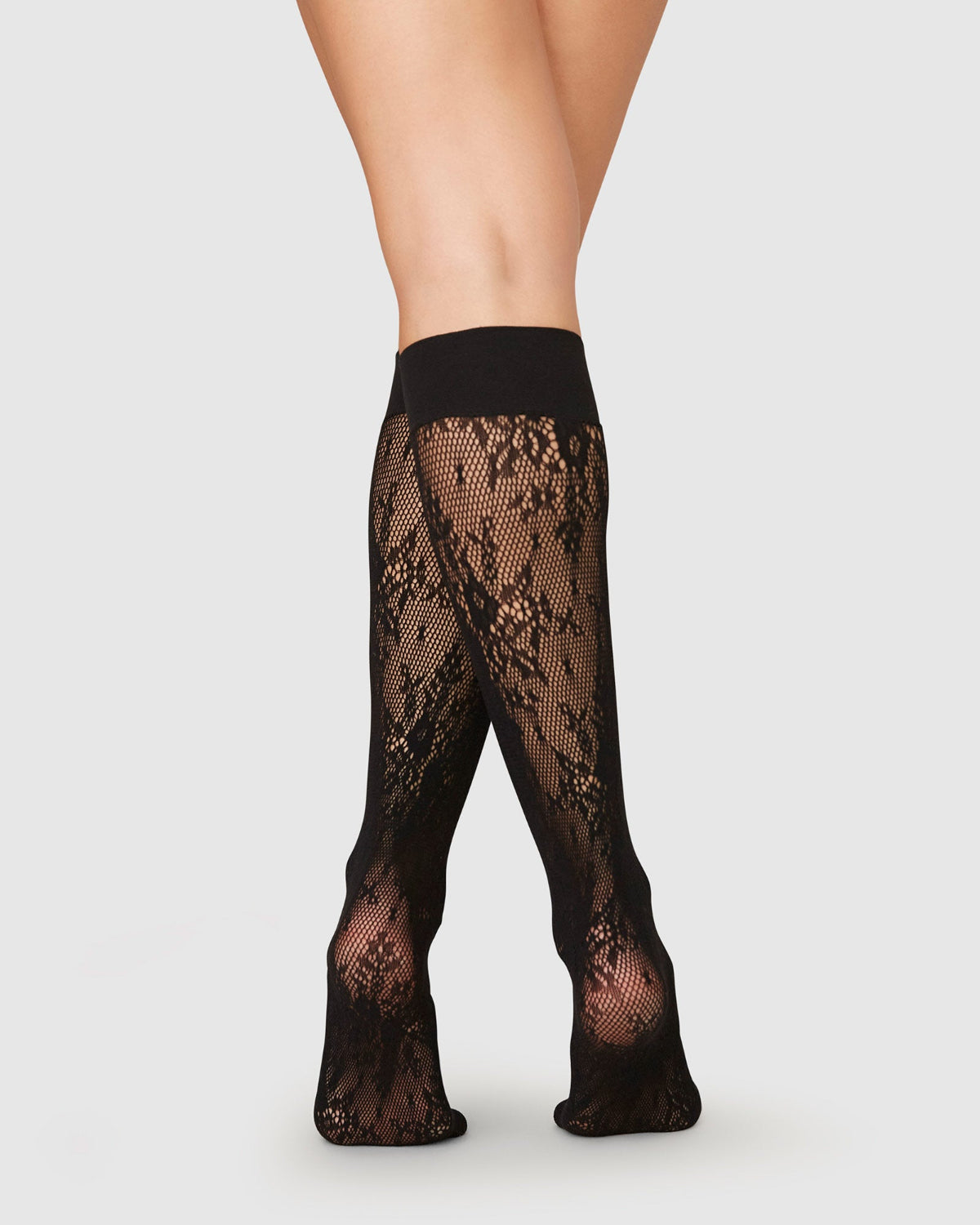 SWEDISH STOCKINGS ROSA LACE KNEE-HIGHS BLACK