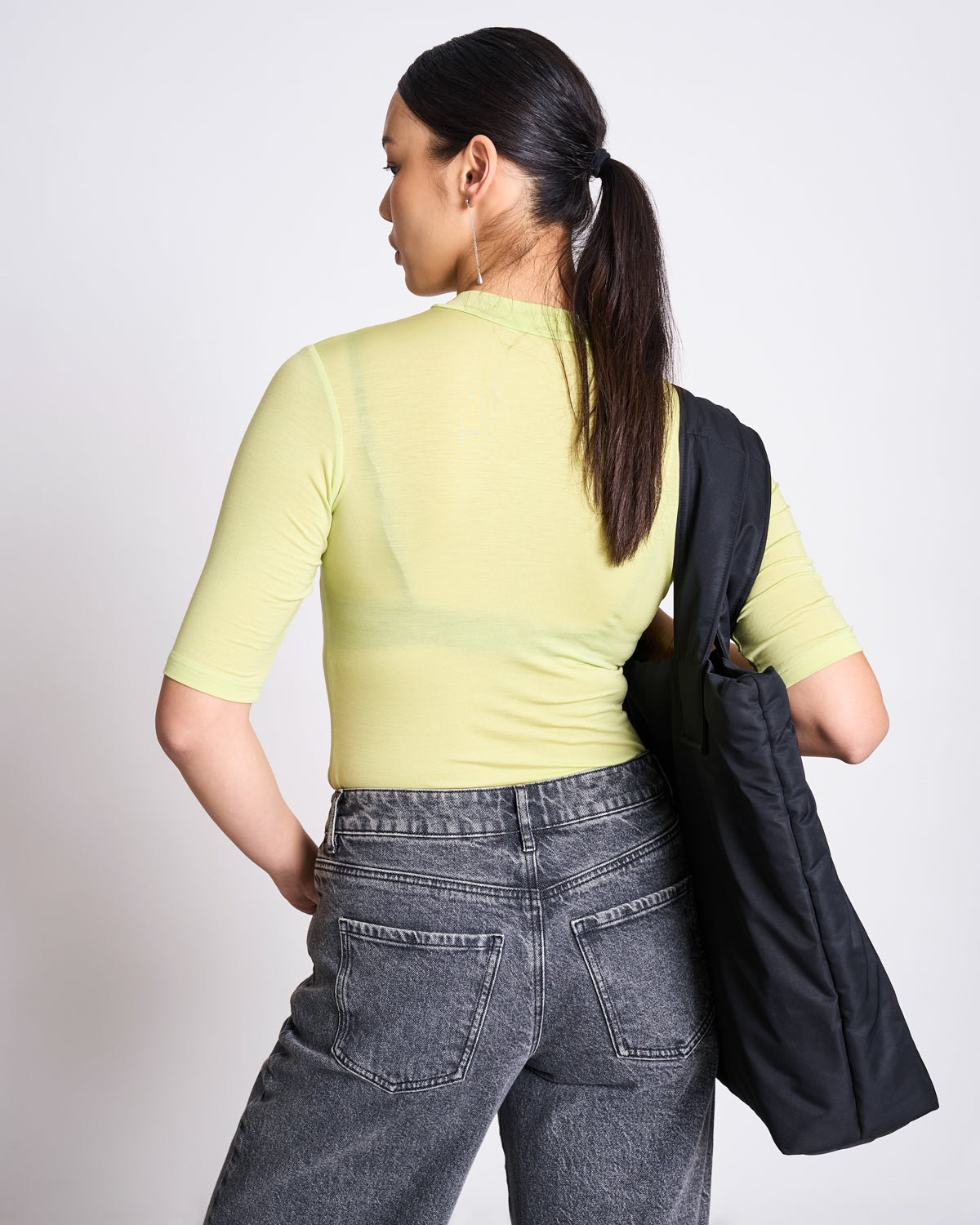 TENCEL™ LYOCELL HIGH-NECK T-SHIRT TARMA GRANNY SMITH