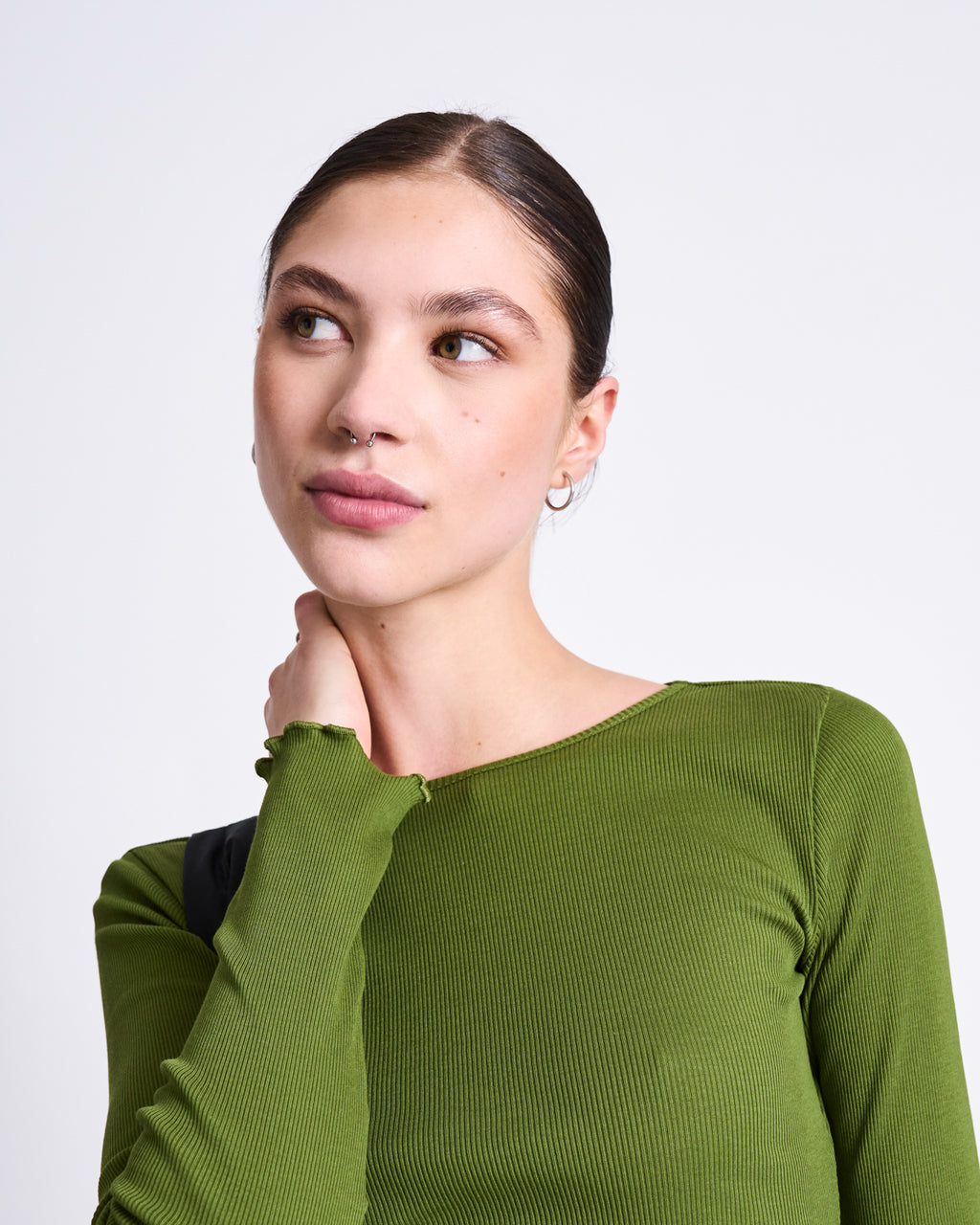 MINIRIB LONGSLEEVE AVERSA WOODY OLIVE GOTS Longsleeves jan-n-june 3