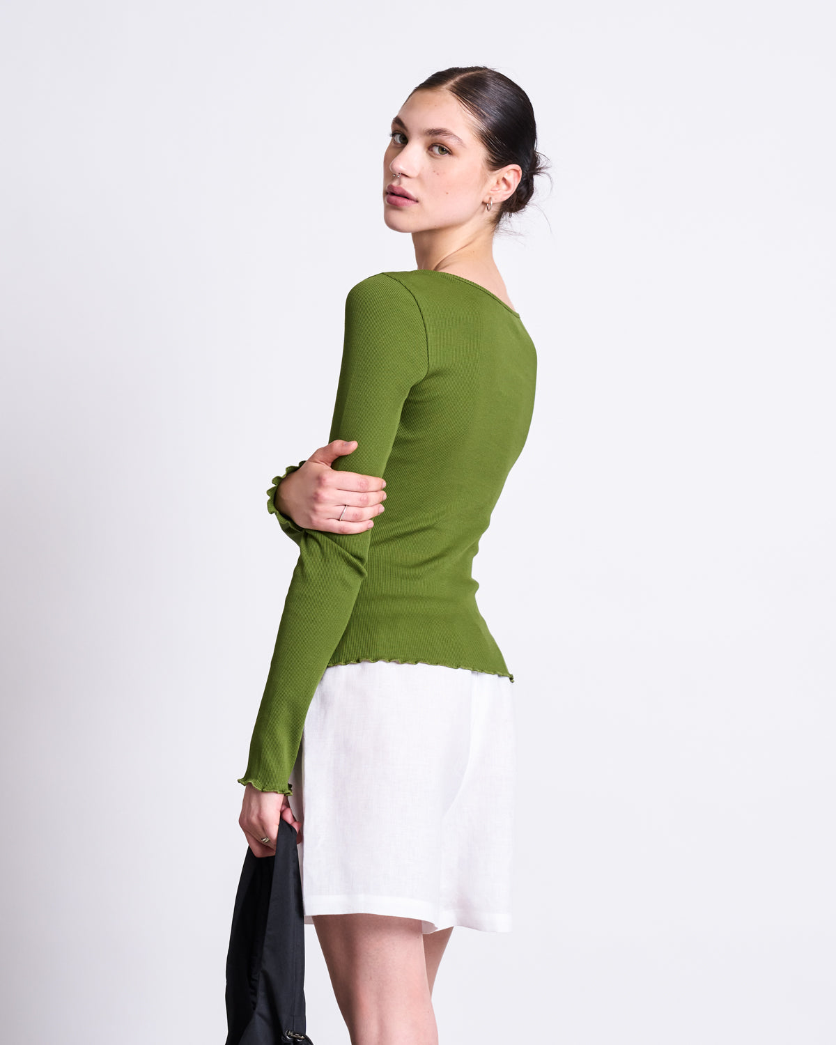 MINIRIB LONGSLEEVE AVERSA WOODY OLIVE GOTS Longsleeves jan-n-june 5