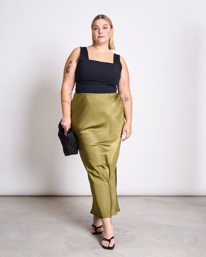MAXI SKIRT SERIN WOODY OLIVE – JAN 'N JUNE