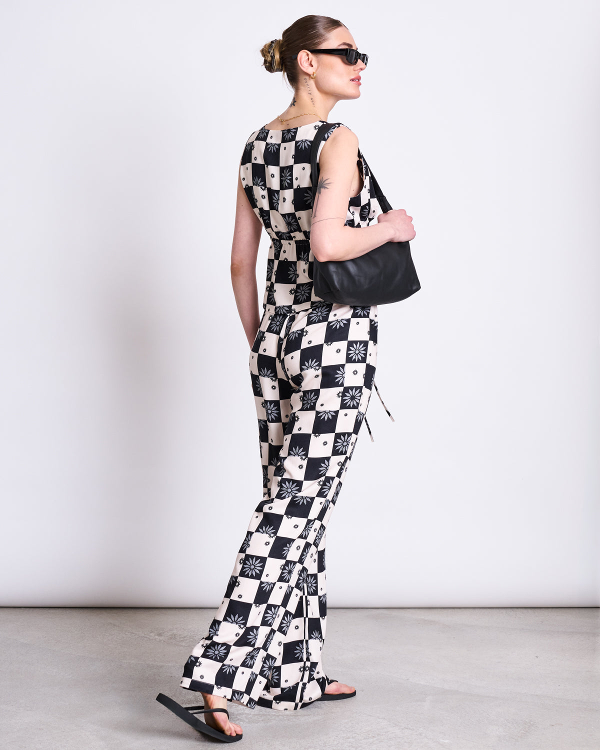 MID RISE LOOSE PANTS STRATH FLORAL SQUARE PRINT