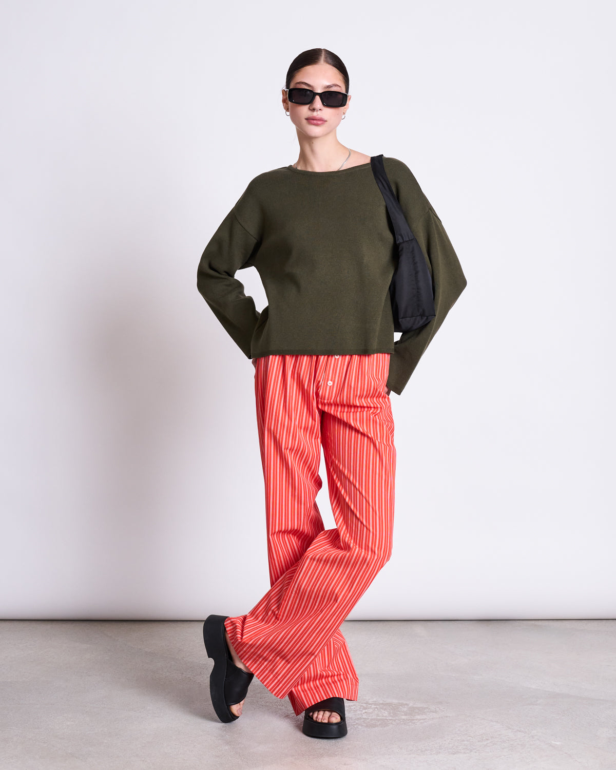 LIGHT KNIT JUMPER WILLIAMSBURG DARK OLIVE GOTS