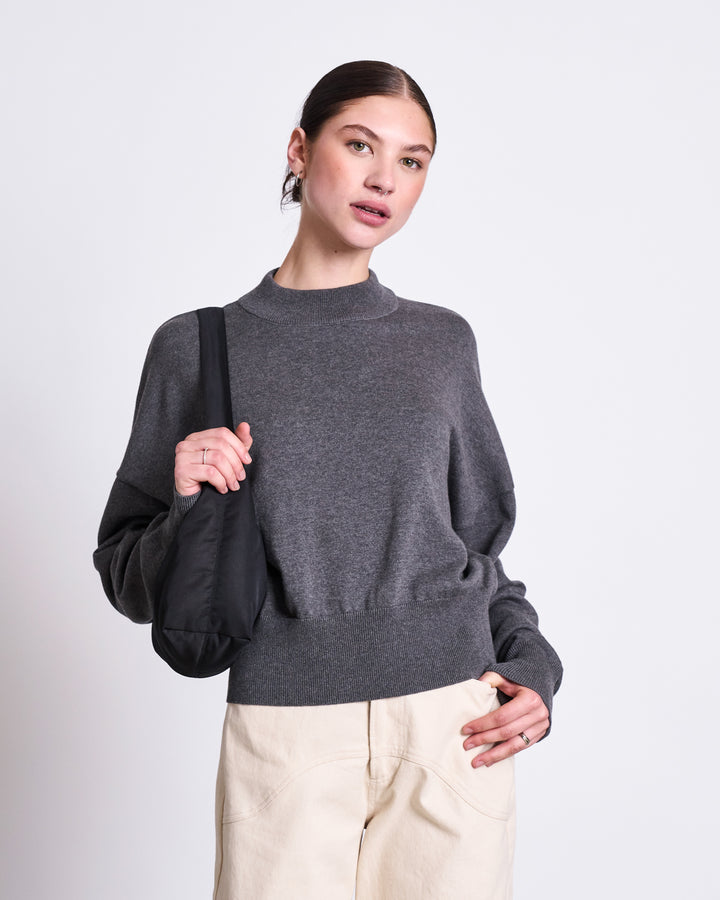 D＆G Crash see-through knit D＆G Crash see-through knit（Back to Lac-Mégantic | Delayed