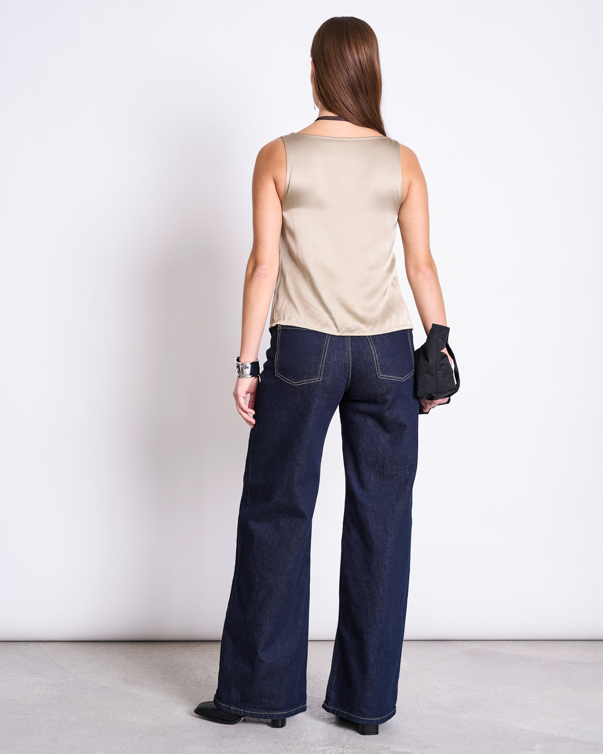 RUFFLED V-NECK TOP TALARA SILVER GREY