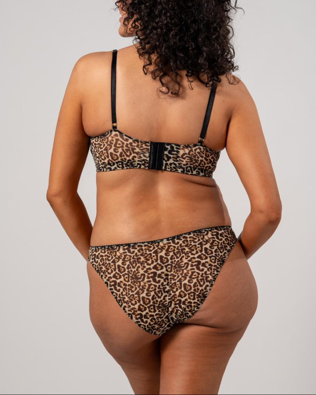 UNDERSTATEMENT MESH BIKINI BRIEFS LEOPARD
