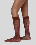 SWEDISH STOCKINGS ROSA LACE KNEE-HIGHS DEEP RED