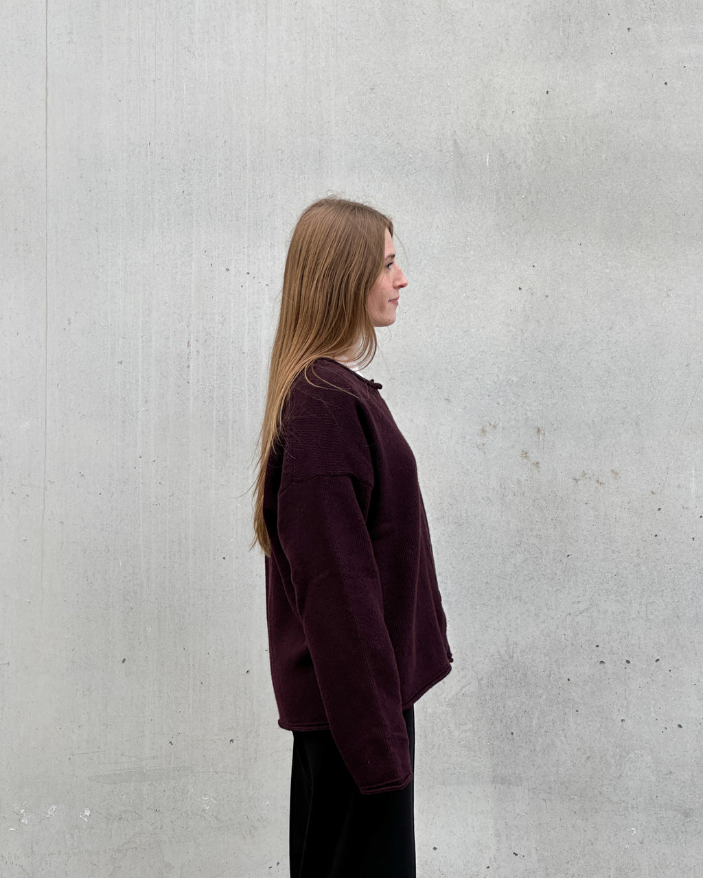 OVERSIZED WOOL CARDIGAN TINCO CHERRY LACQUER GOTS