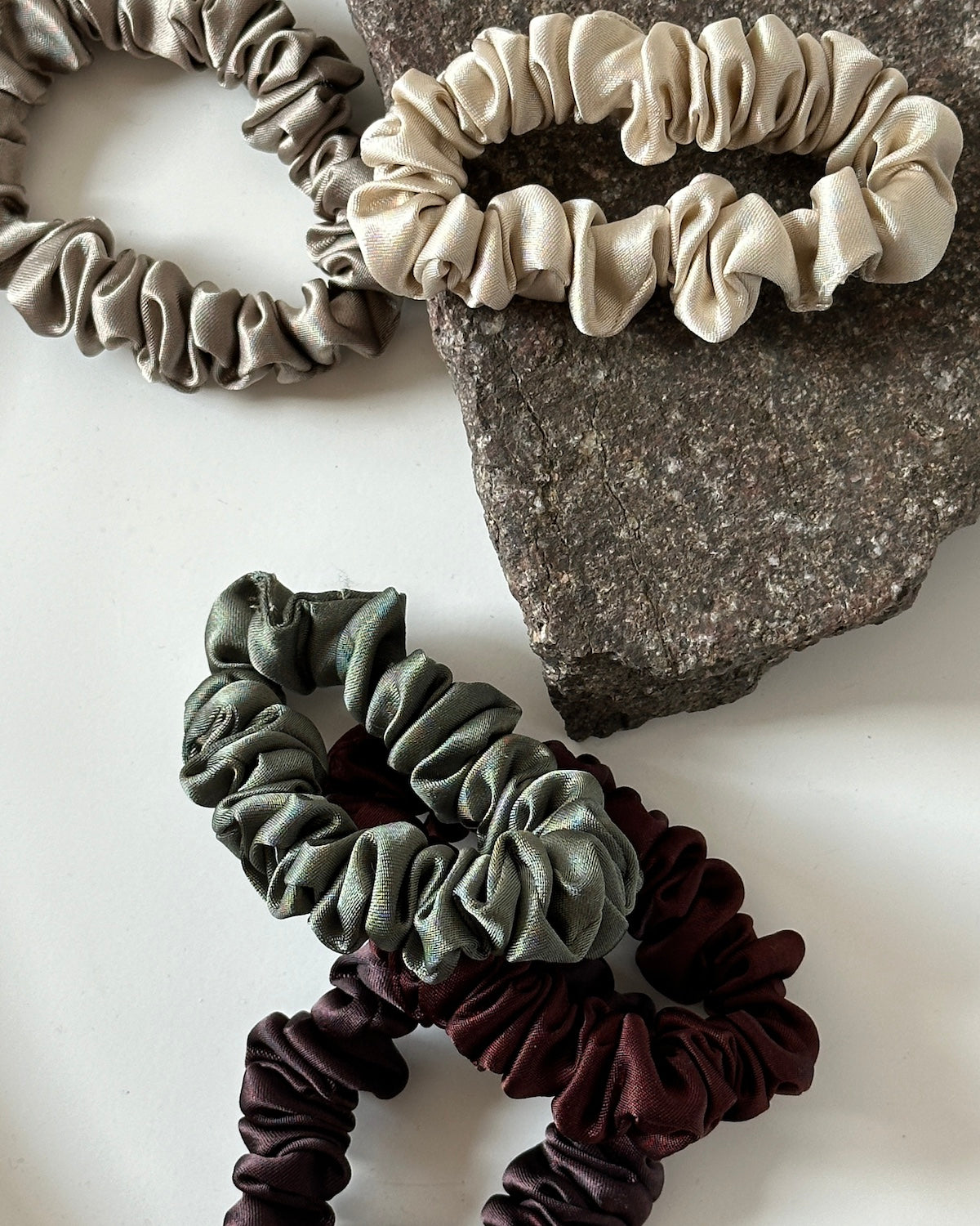 SLIM SCRUNCHIE IVORY Accessories jan-n-june 1