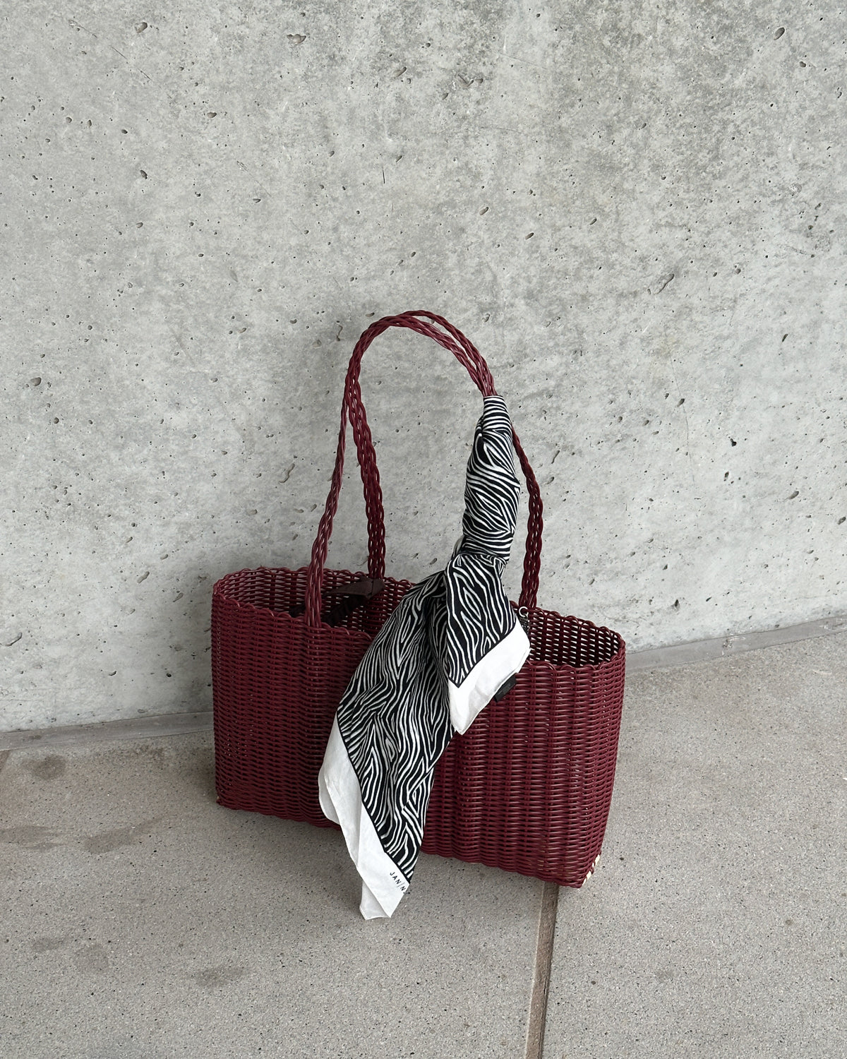 RAYAS COLLECTIVE SHOULDER BAG MAROON Accessories jan-n-june 8