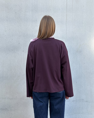 BOXY LONGSLEEVE ANKIRA CHERRY LACQUER