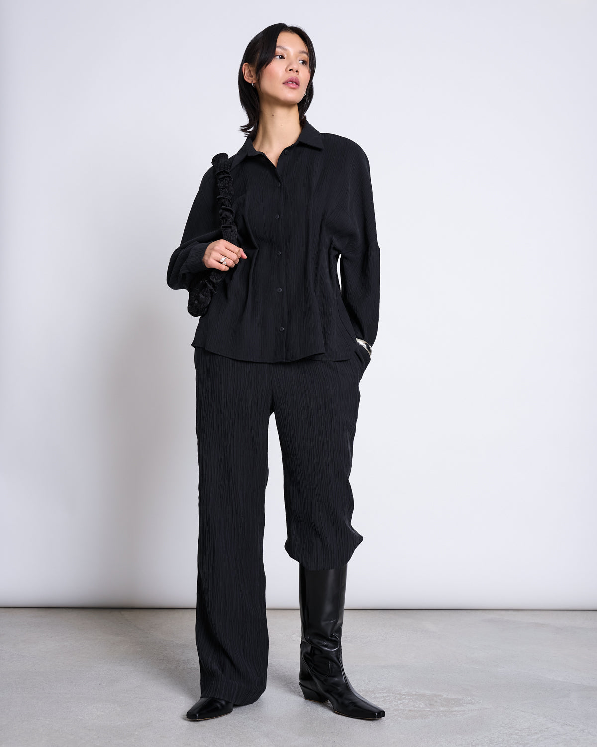 CRINKLE PANTS HAVA BLACK jan-n-june 1