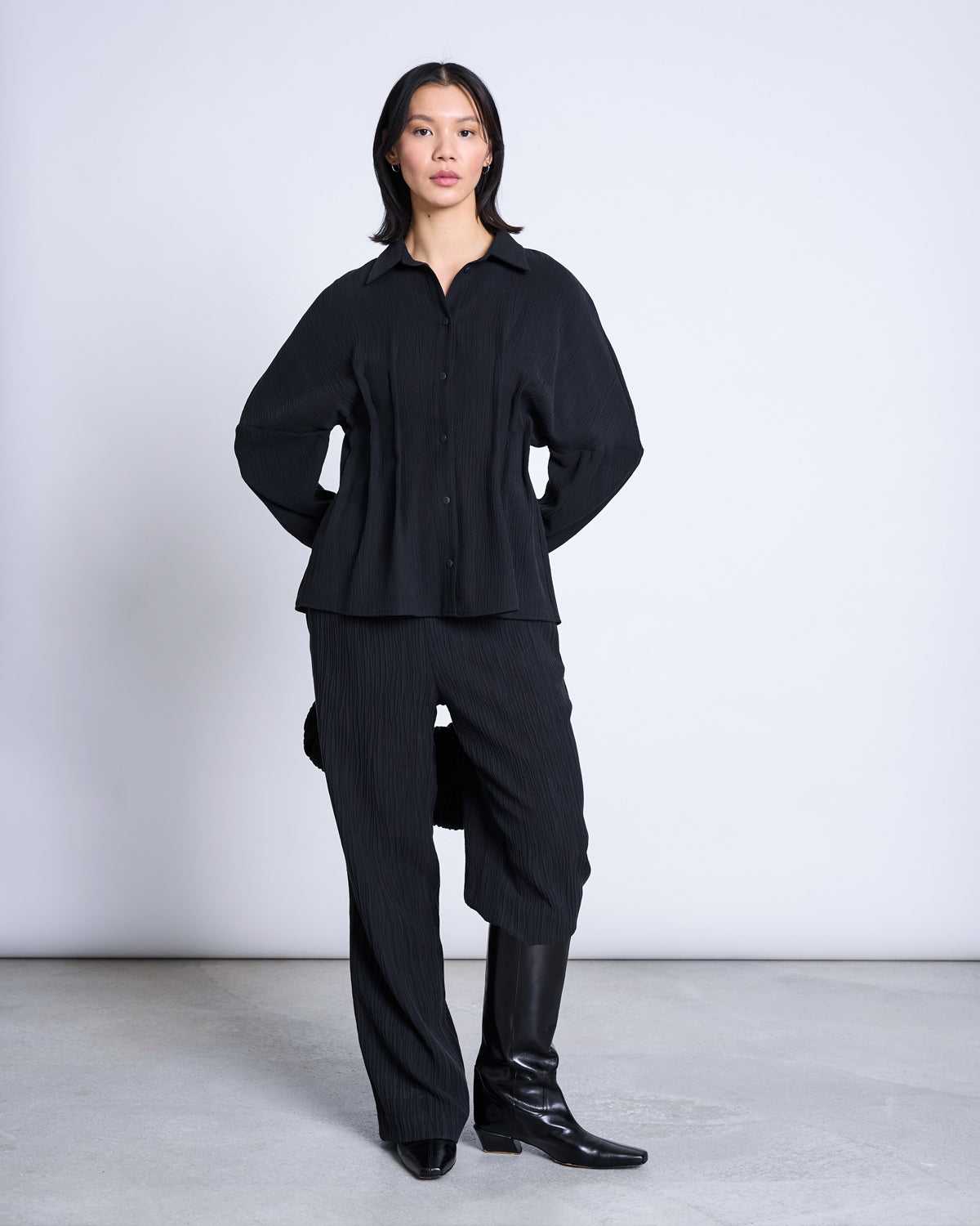 GATHERED BLOUSE CALVA BLACK Blouse jan-n-june 3