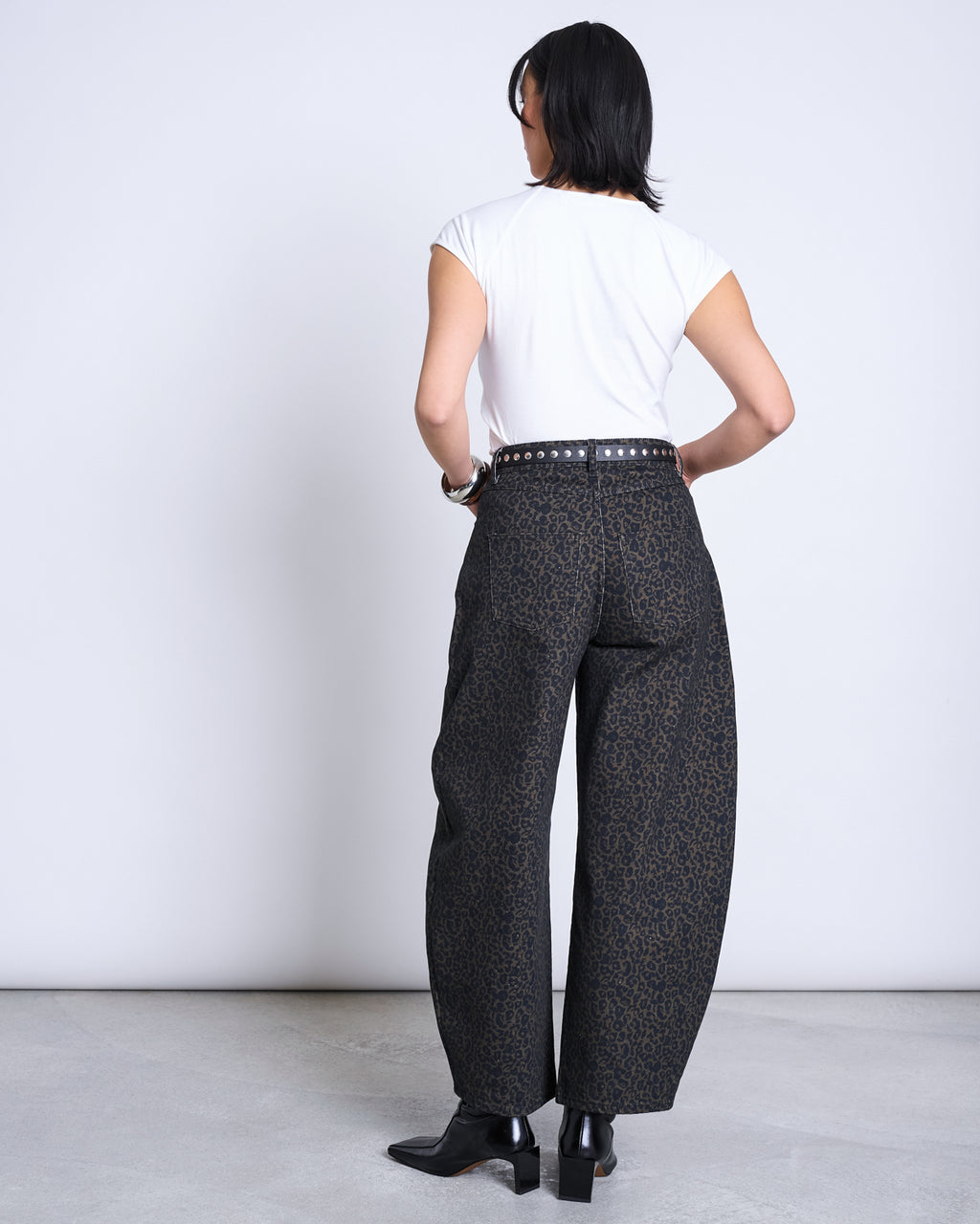BARREL LEG DENIM JEANS FAYA DARK LEO PRINT GOTS Pants jan-n-june 6