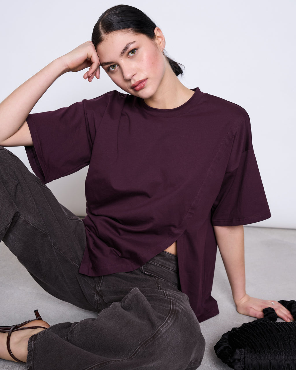 SLITTED T-SHIRT NADIL CHERRY LACQUER