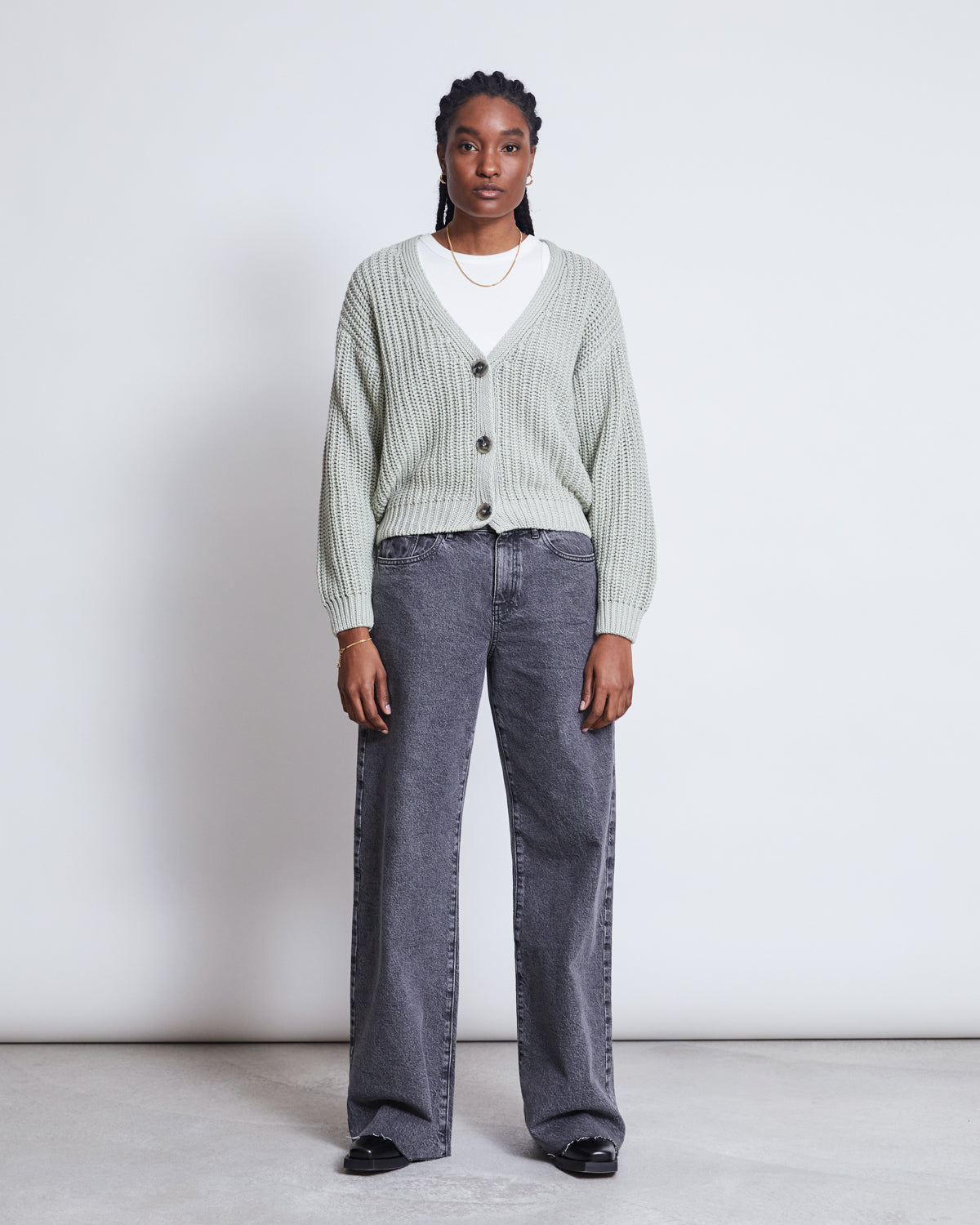 Jeans Gray Chunky Cardigan Best Chunky Cardigan Outfit 2025