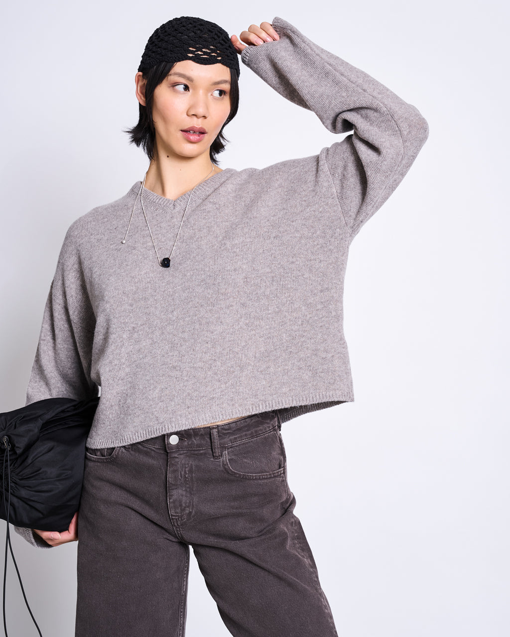 WOOLY V-NECK SWEATER PALEA OAT GOTS Sweater jan-n-june 1