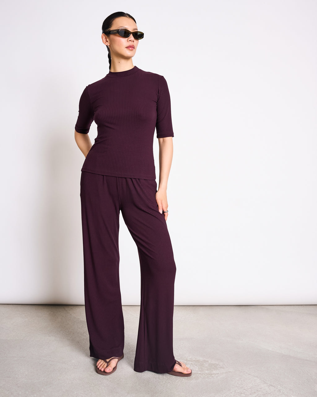 TENCEL™ LYOCELL RIB T-SHIRT NINA CHERRY LACQUER – JAN 'N JUNE