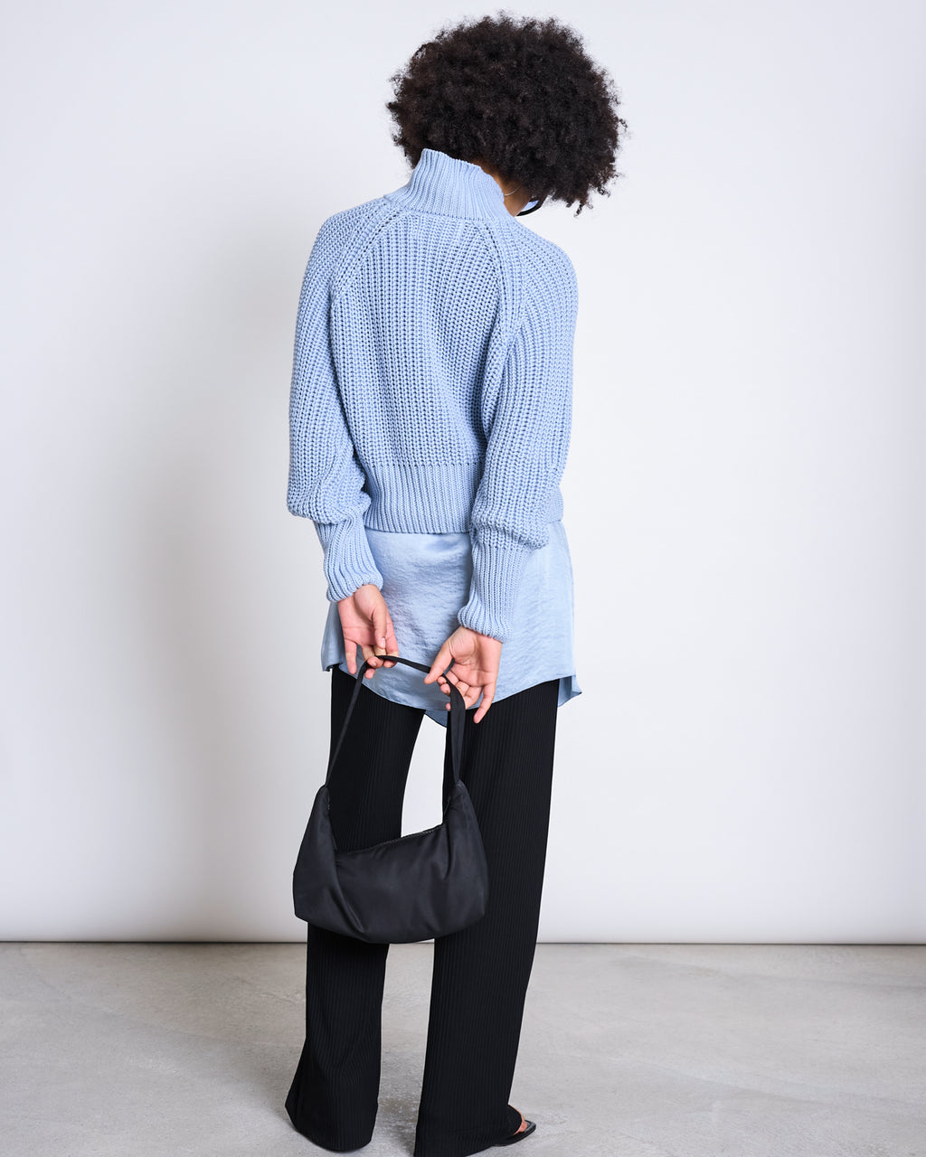 NECKHOLDER TOP WISP MID BLUE