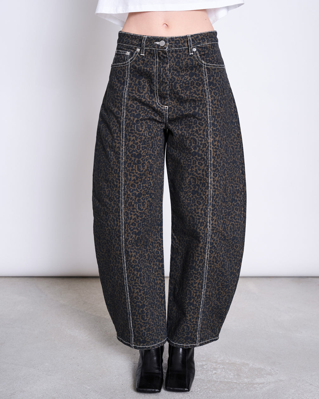 BARREL LEG DENIM JEANS FAYA DARK LEO PRINT GOTS Pants jan-n-june 5
