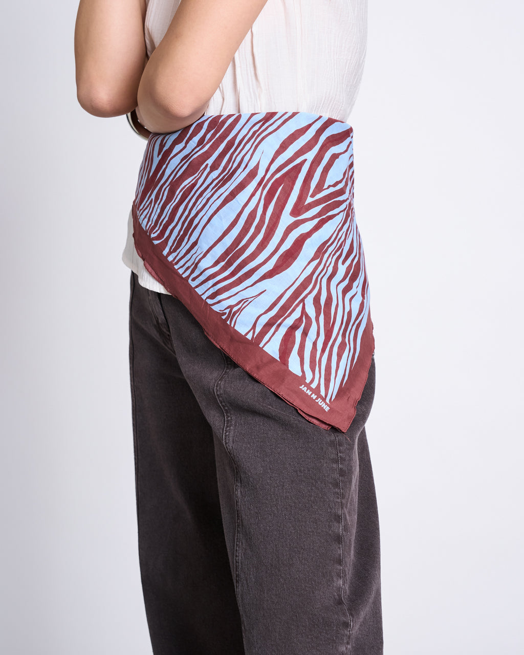 PRINTED COTTON SCARF VAD BLUE ZEBRA PRINT