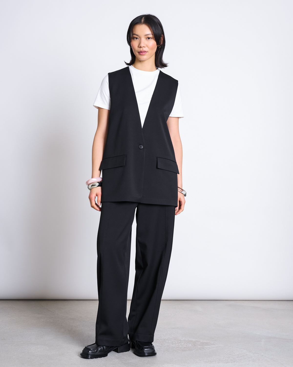 OVERSIZED SUIT VEST ARDEN BLACK Jacket jan-n-june 1