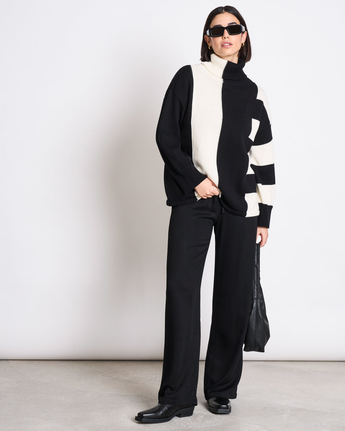 TURTLENECK ALTIN OFFWHITE/BLACK GOTS