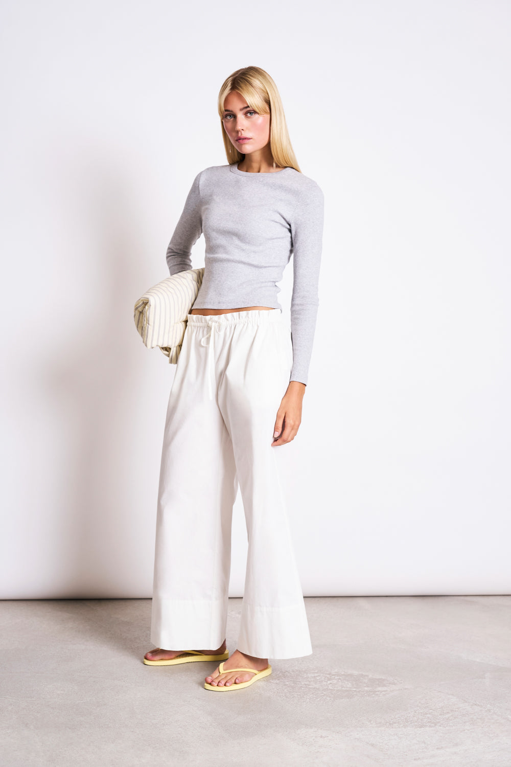 DRAWSTRING WIDE PANTS KIVA WHITE Pants jan-n-june 10