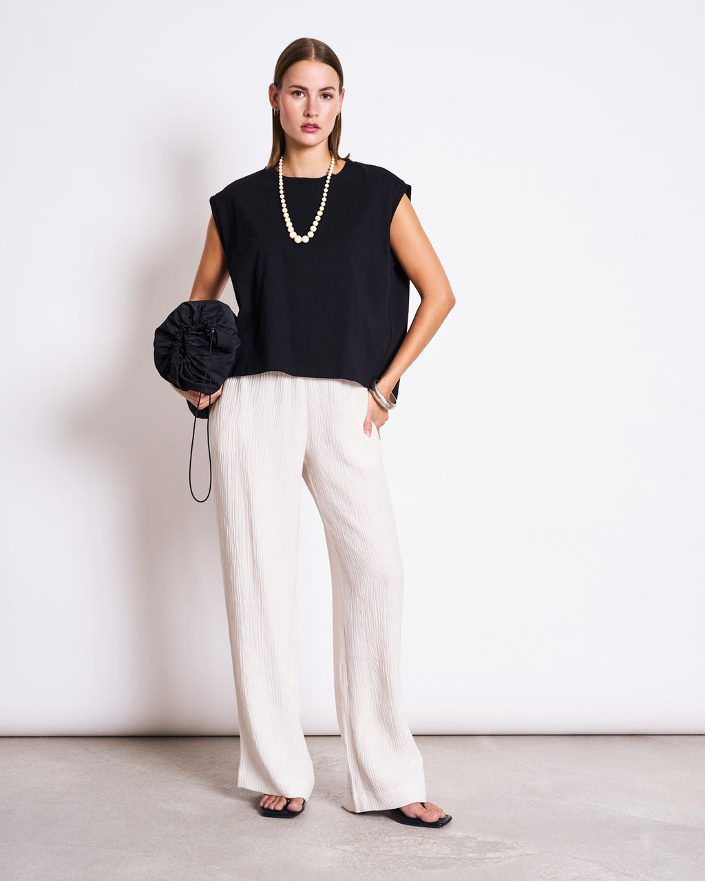 T-SHIRT OVAR BLACK T-shirts jan-n-june 1