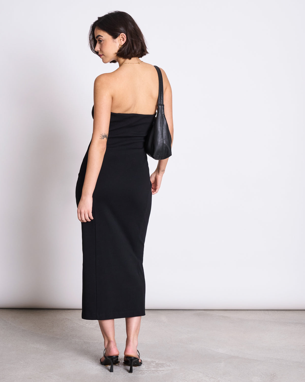 MIDI TUBE DRESS SUMU BLACK GOTS