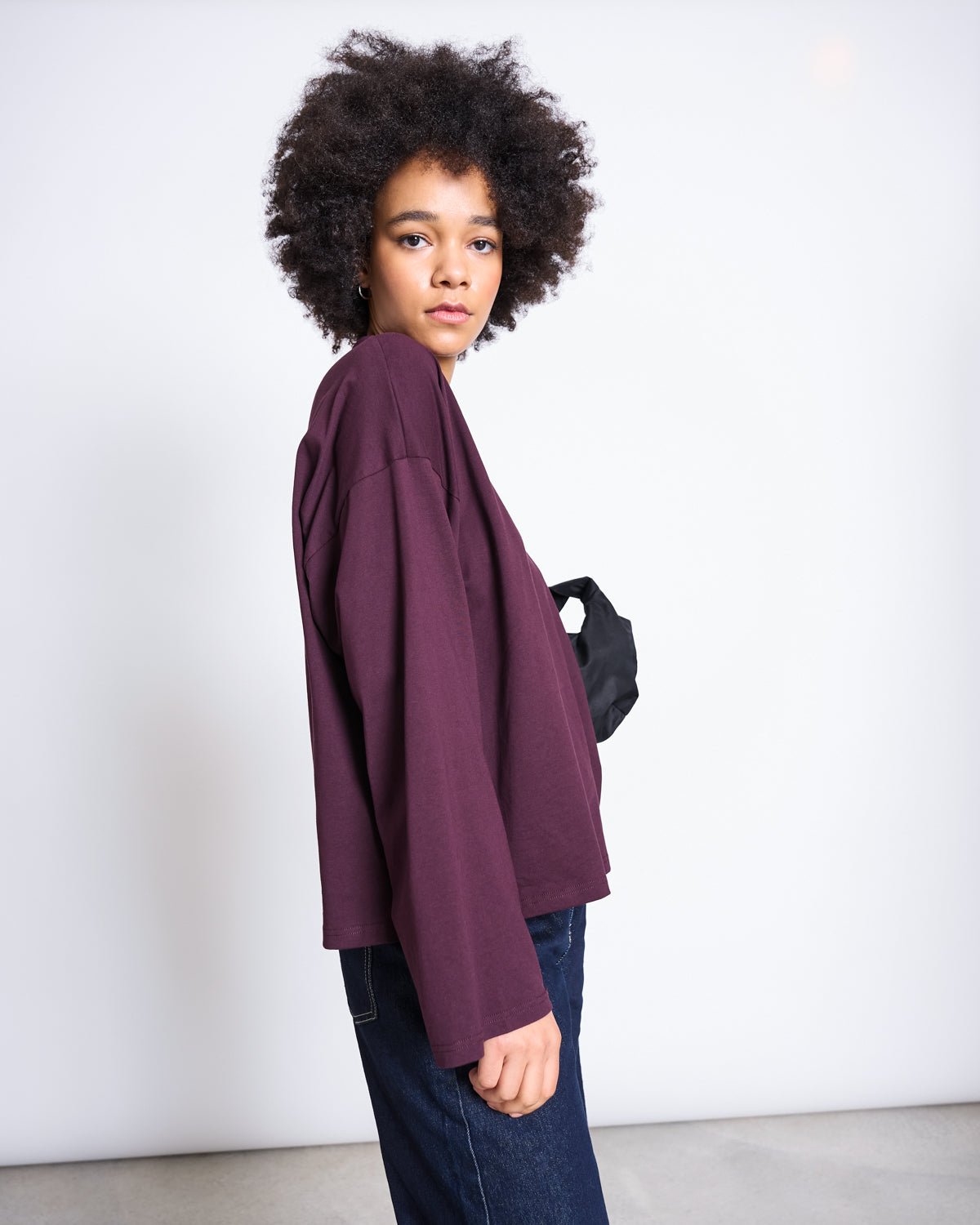 BOXY LONGSLEEVE ANKIRA CHERRY LACQUER