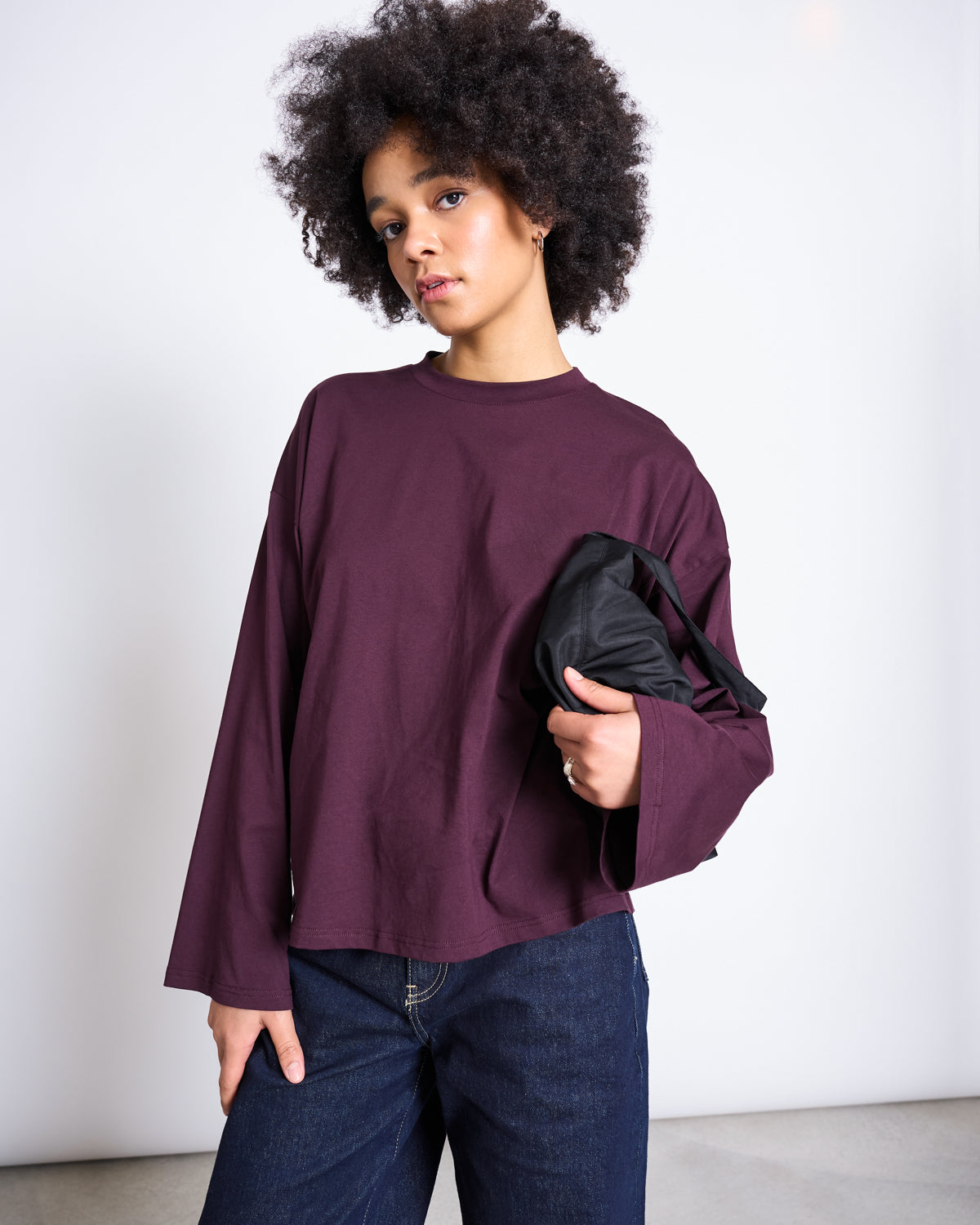 BOXY LONGSLEEVE ANKIRA CHERRY LACQUER