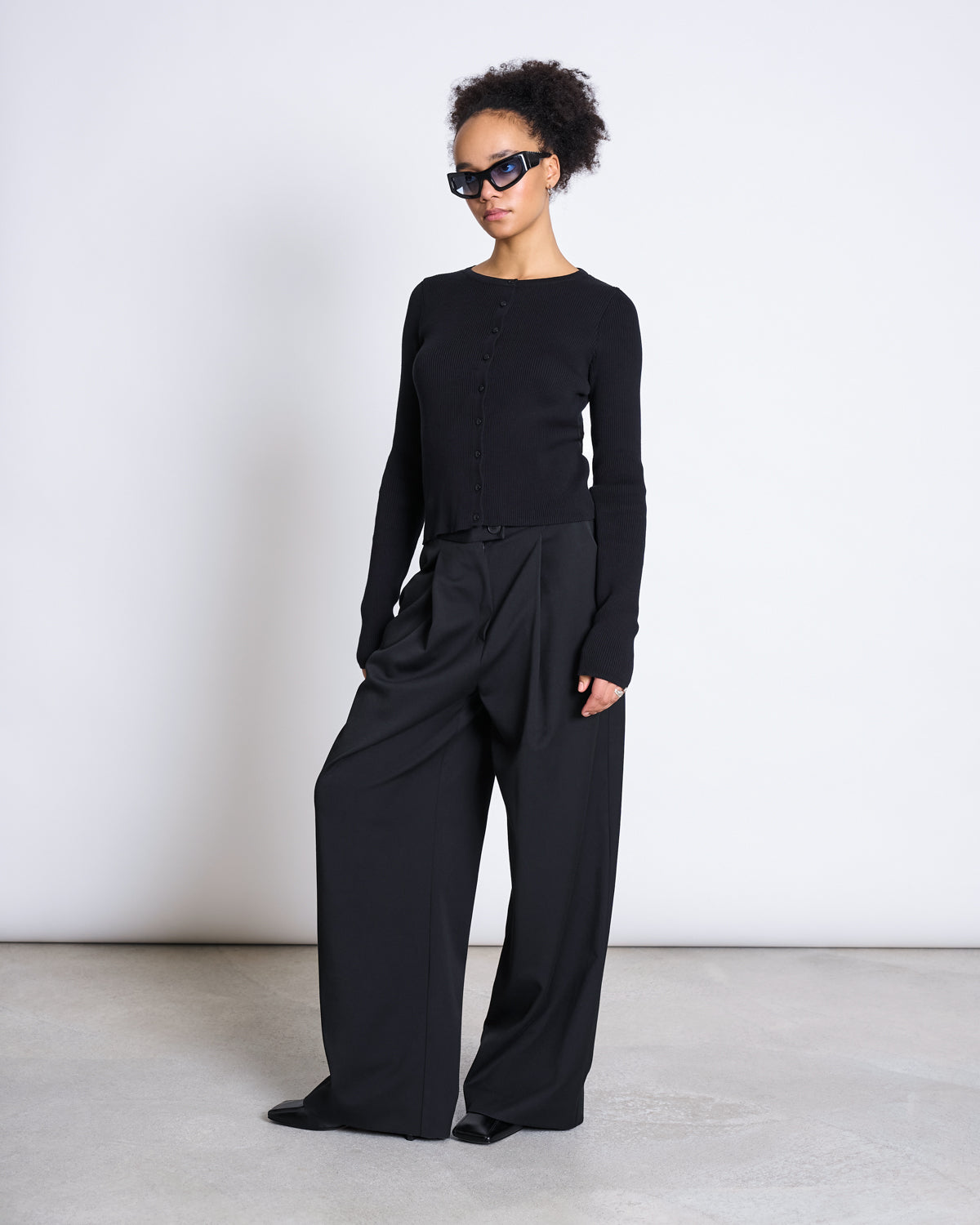 CREWNECK CARDIGAN GLIMT BLACK GOTS