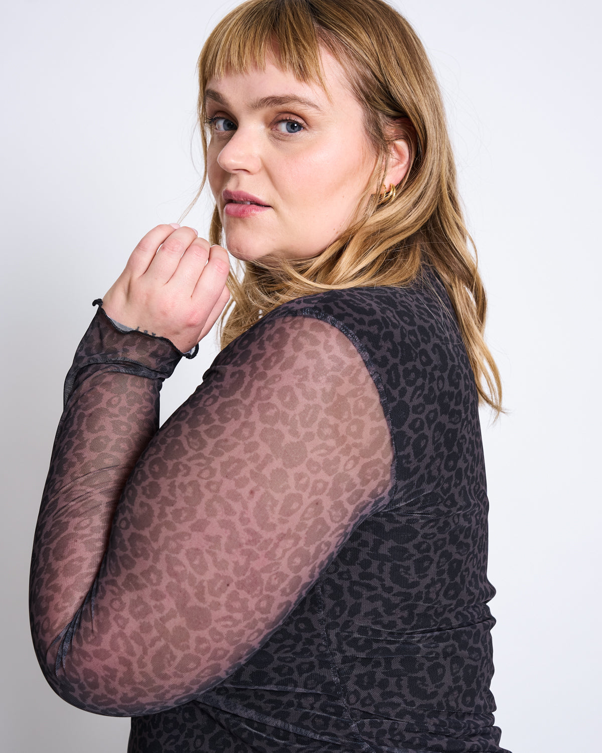 MESH LONGSLEEVE DRESS ZALDI DARK LEO PRINT Dress jan-n-june 2