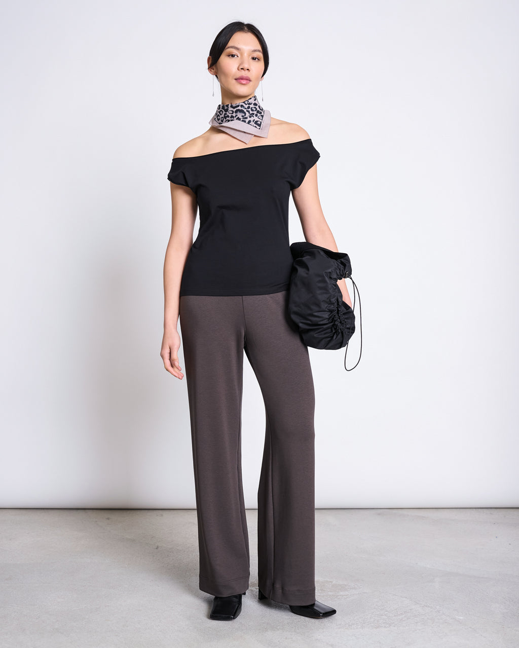 OFFSHOULDER TOP IVEN BLACK Tops jan-n-june 1