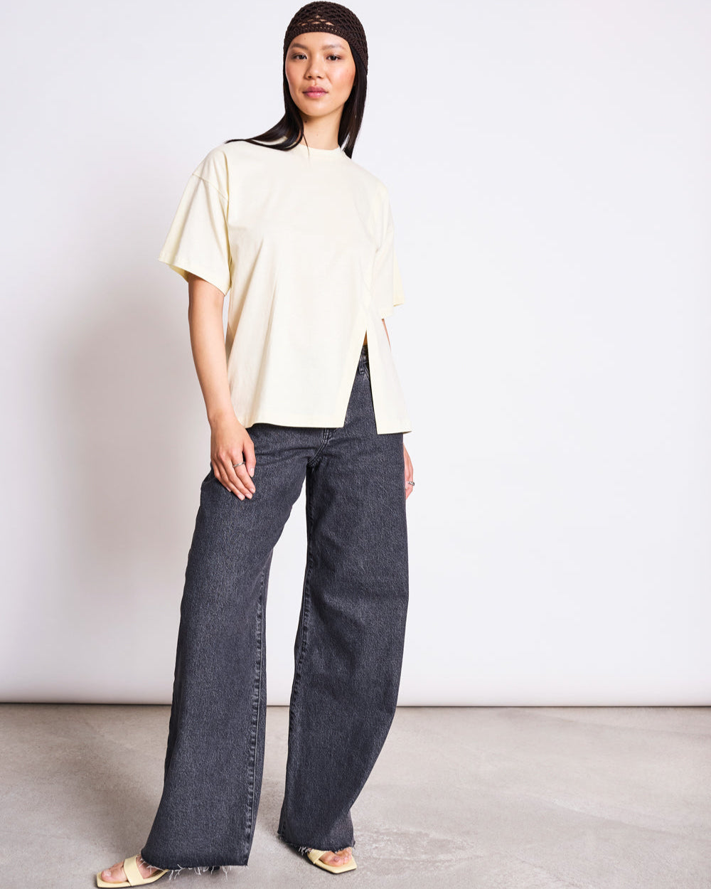 SLITTED T-SHIRT NADIL BUTTERMILK