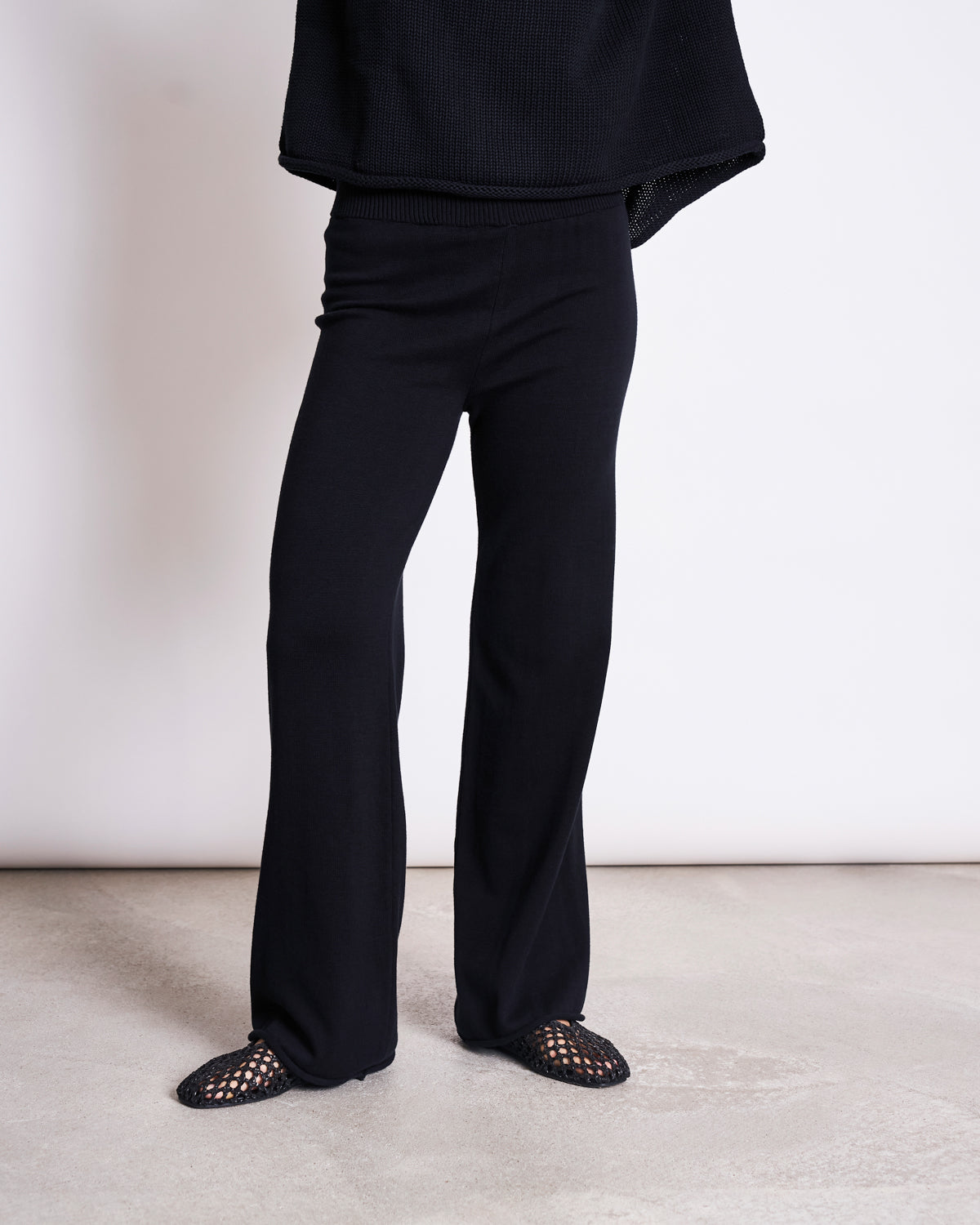 KNIT PANTS ANA BLACK GOTS – JAN 'N JUNE