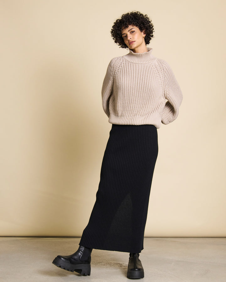 【YENN】PADDING NECK KNIT[Y252-92040] オフ YENN】PADDING NECK KNIT [Y252-92040] Off-White