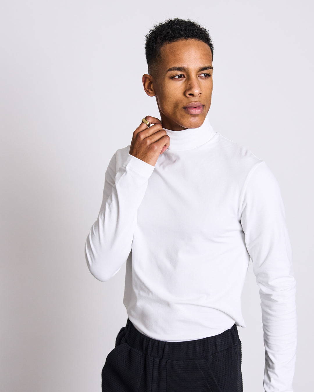 White cable knit turtleneck sweater mens on sale