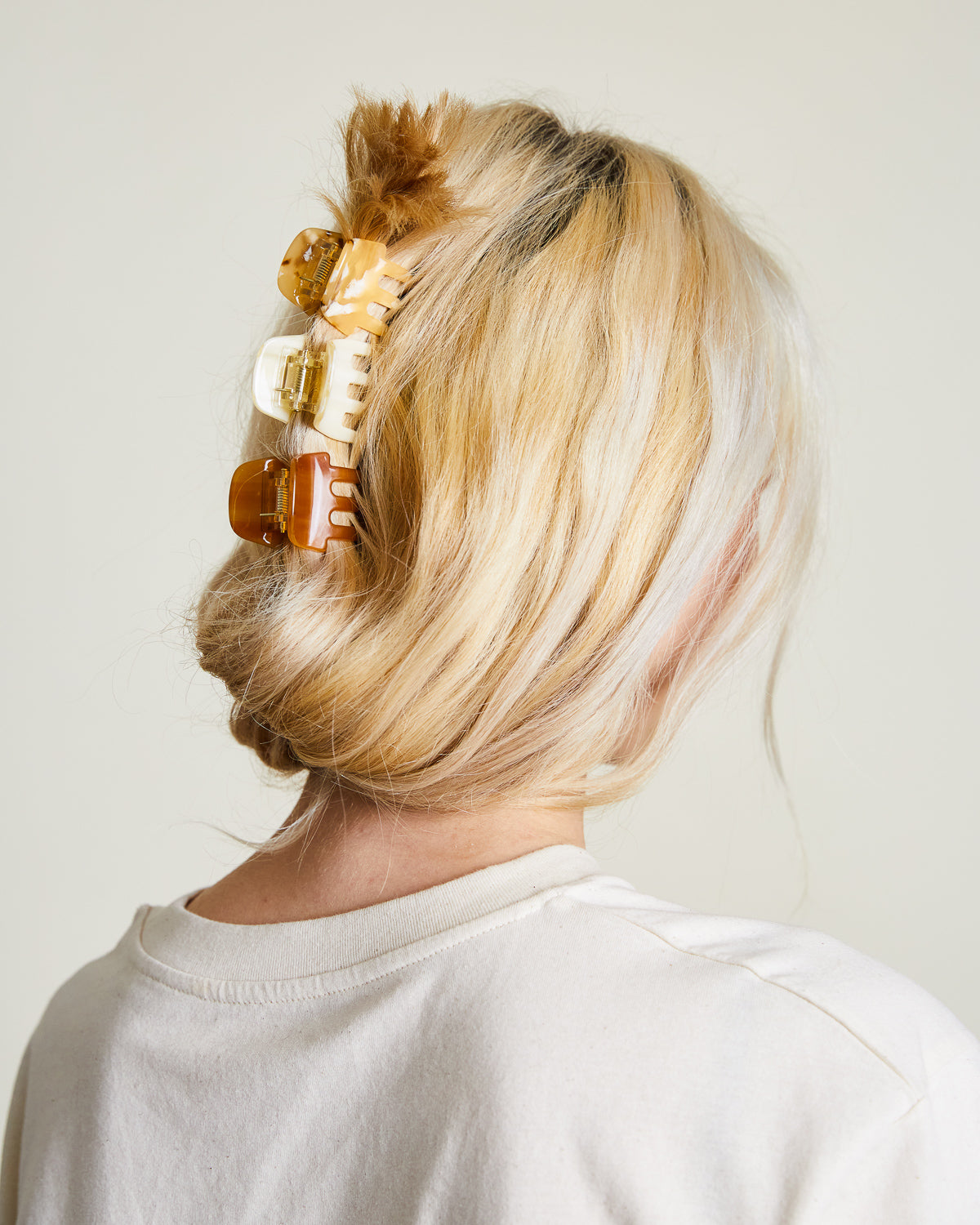 mini-claw-acetat-mango-tortoise-alabaster-congac