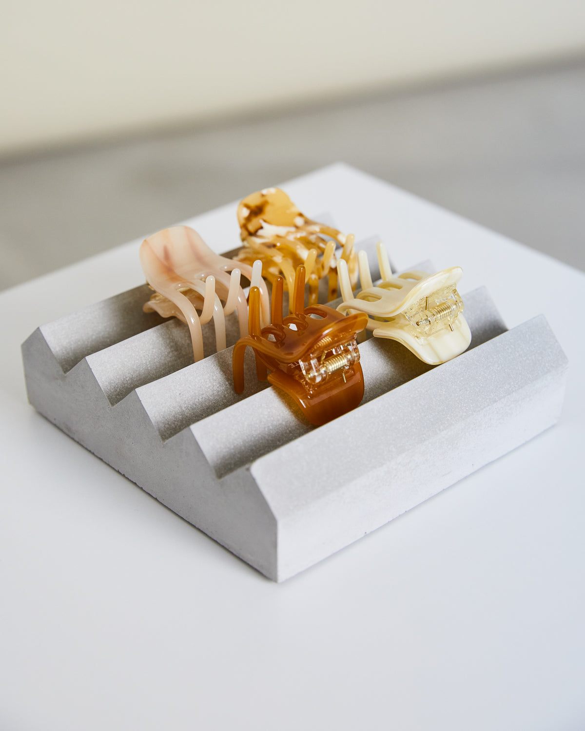 mini-claw-acetat-peach-mango-tortoise-alabaster-congac-2